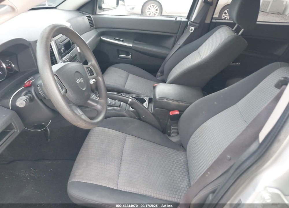 2010 JEEP GRAND CHEROKEE LAREDO VIN: 1J4PS4GK6AC111993