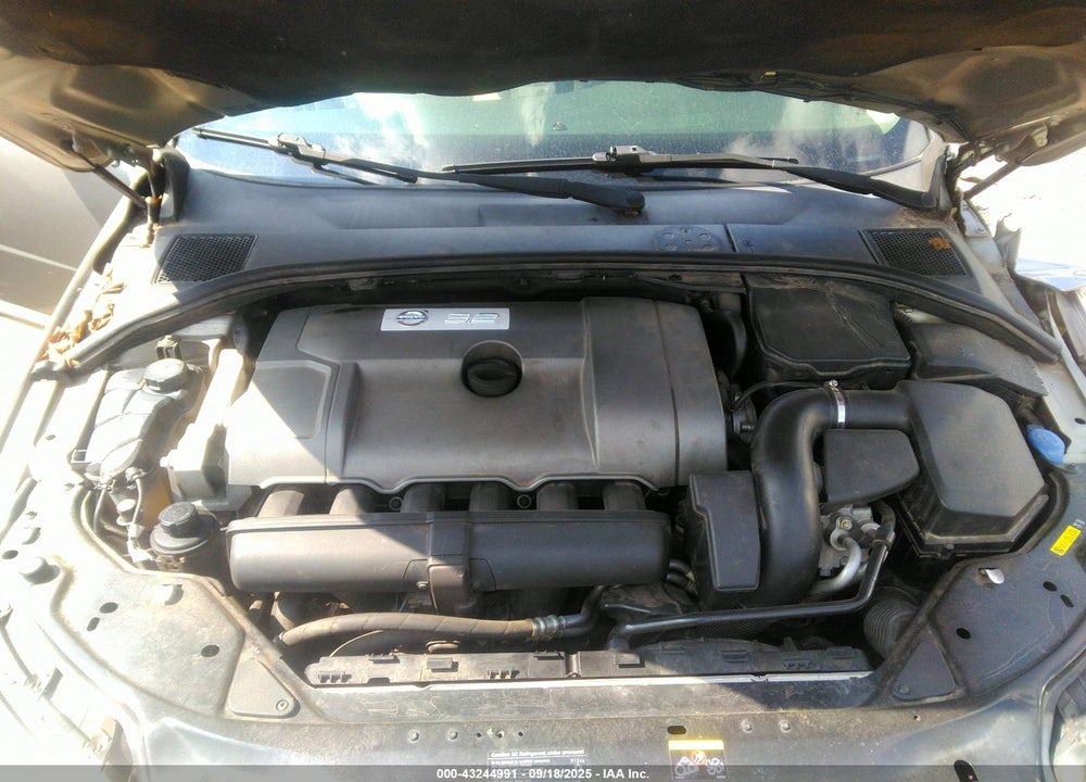 2008 VOLVO V70 3.2 VIN: YV1BW982281040727