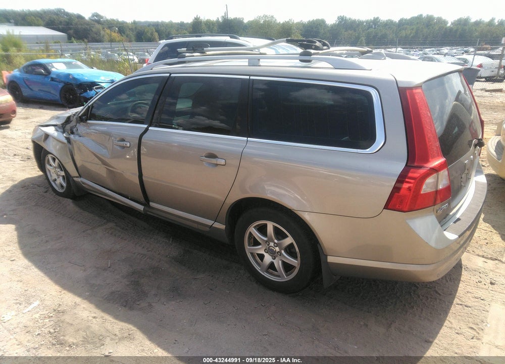 2008 VOLVO V70 3.2 VIN: YV1BW982281040727