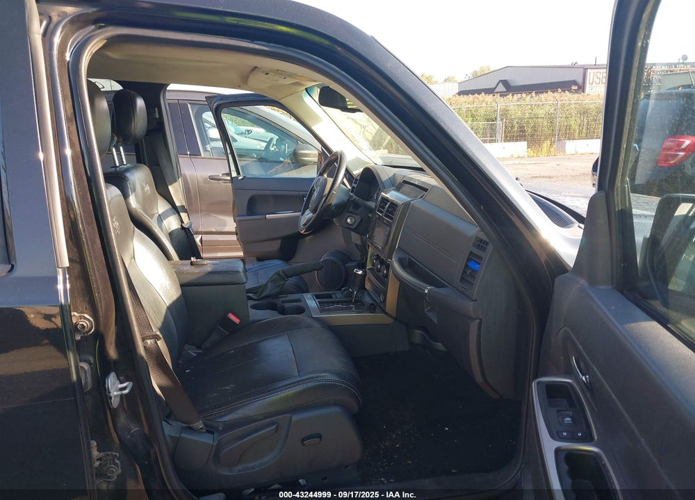 2012 JEEP LIBERTY VIN: 1C4PJMFK5CW177981