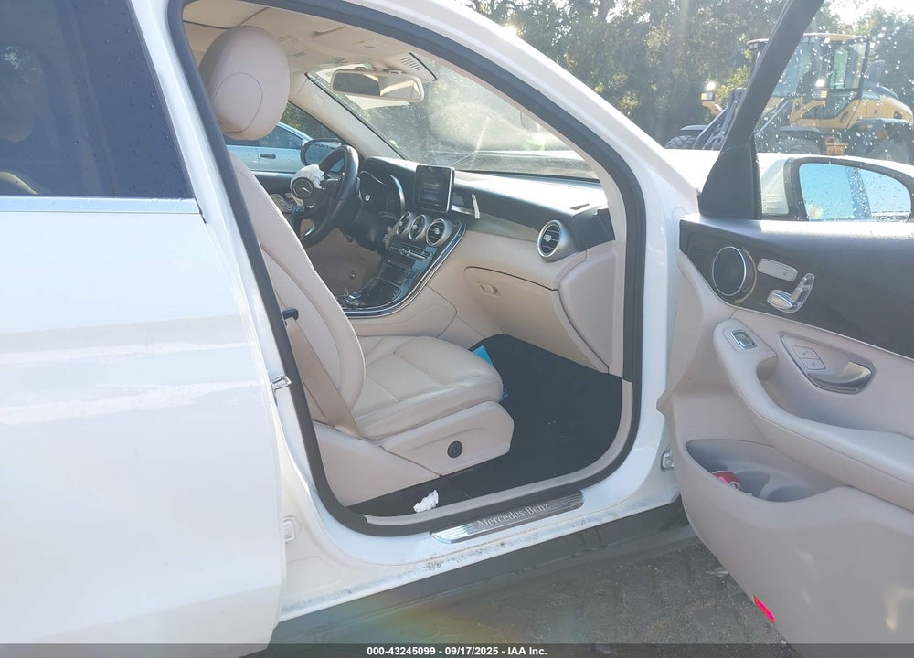2019 MERCEDES-BENZ GLC 300 4MATIC VIN: WDC0G4KB9KV181407