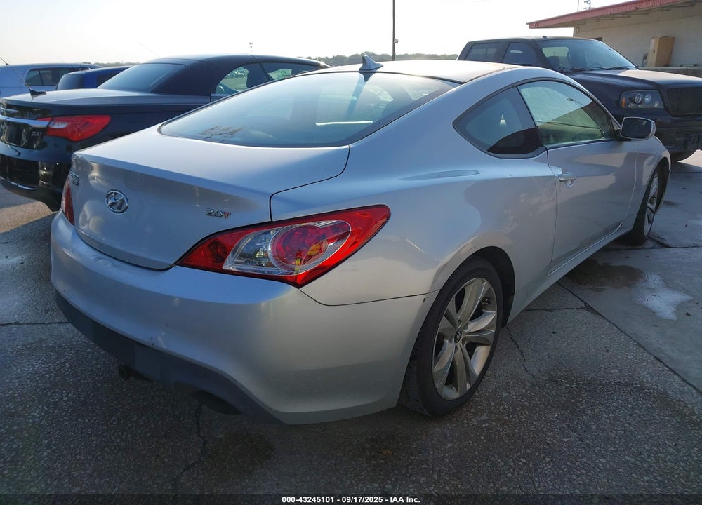 2011 HYUNDAI GENESIS 2.0T VIN: KMHHT6KD4BU055037