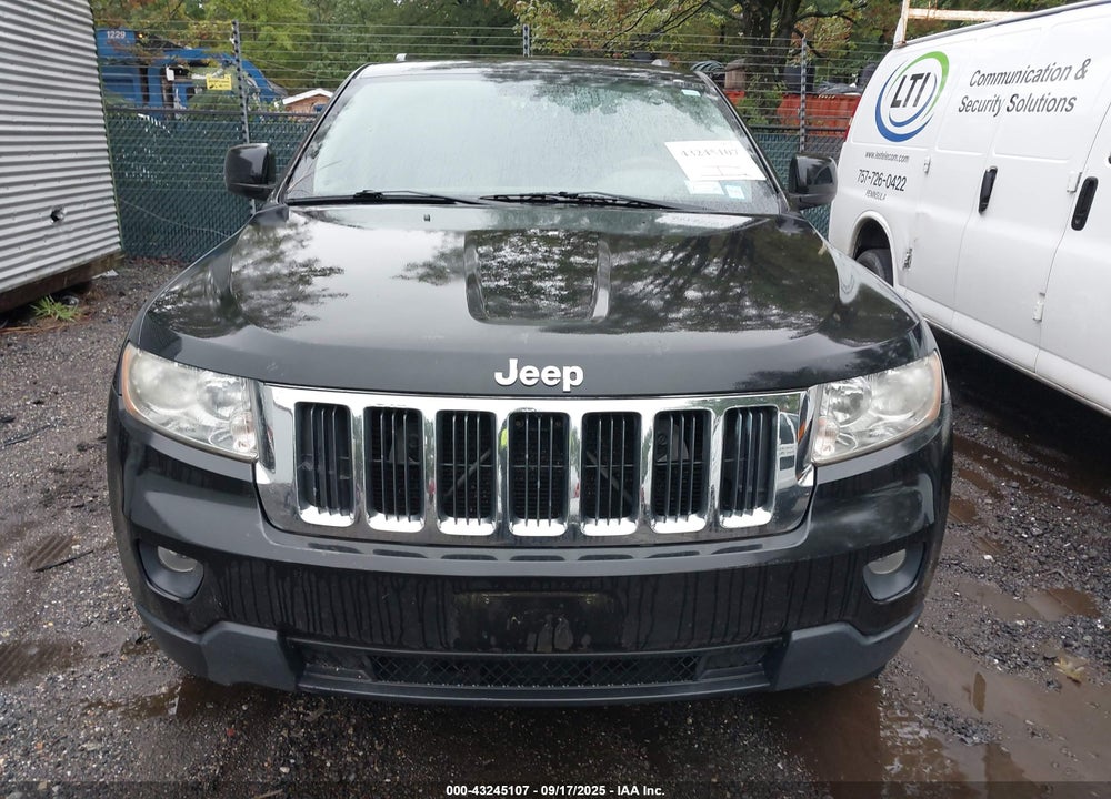 2011 JEEP GRAND CHEROKEE VIN: 1J4RR4GT9BC511089