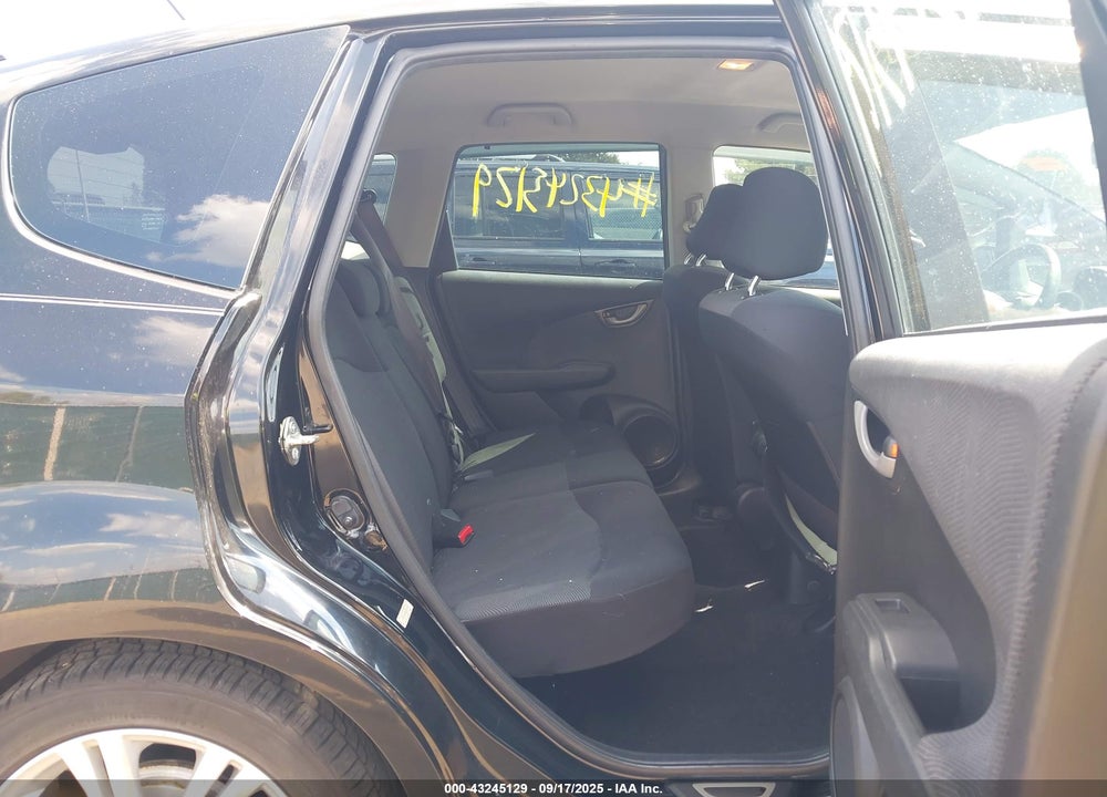 2009 HONDA FIT VIN: JHMGE88639S019309