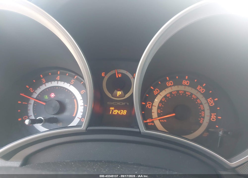 2015 SCION TC VIN: JTKJF5C77F3092555
