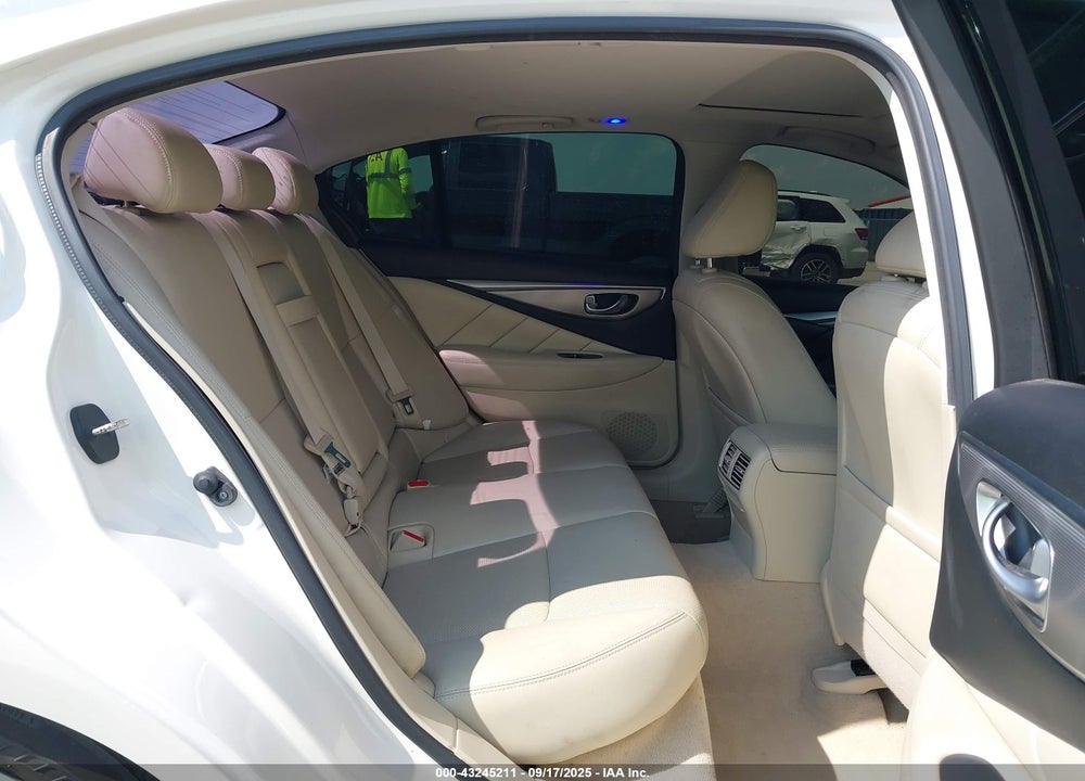 2015 INFINITI Q50 PREMIUM VIN: JN1BV7AP9FM354764
