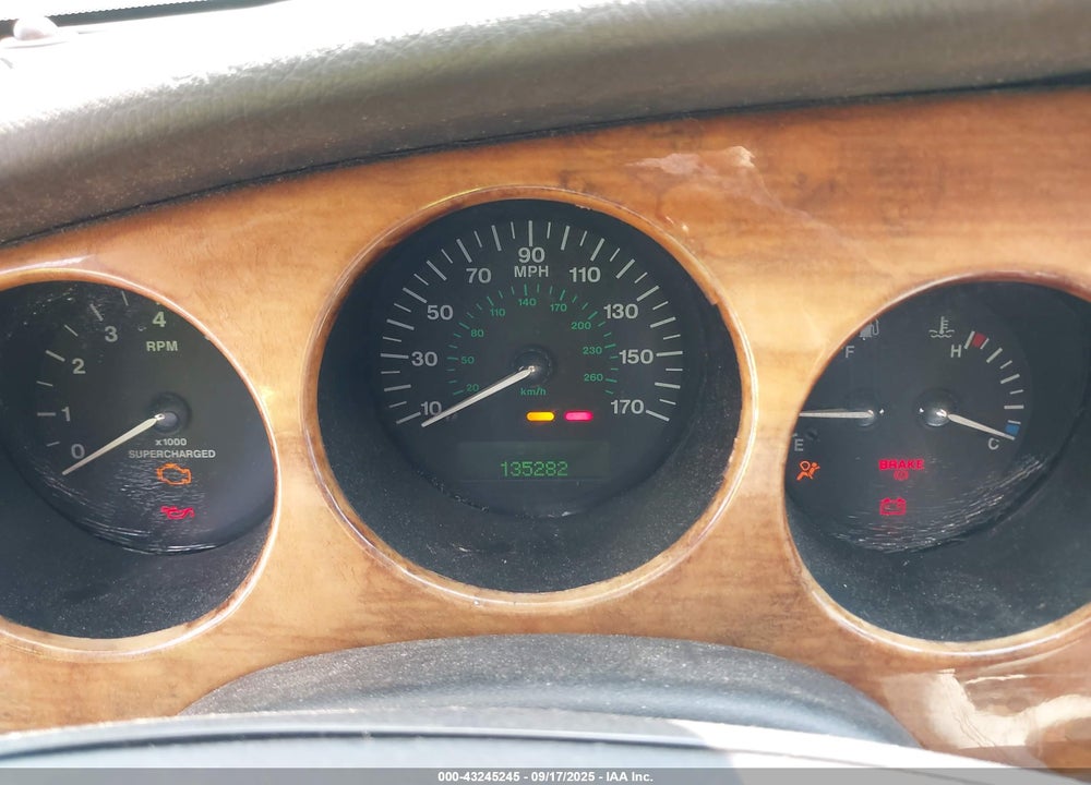 2003 JAGUAR XKR VIN: SAJDA42B233A34355