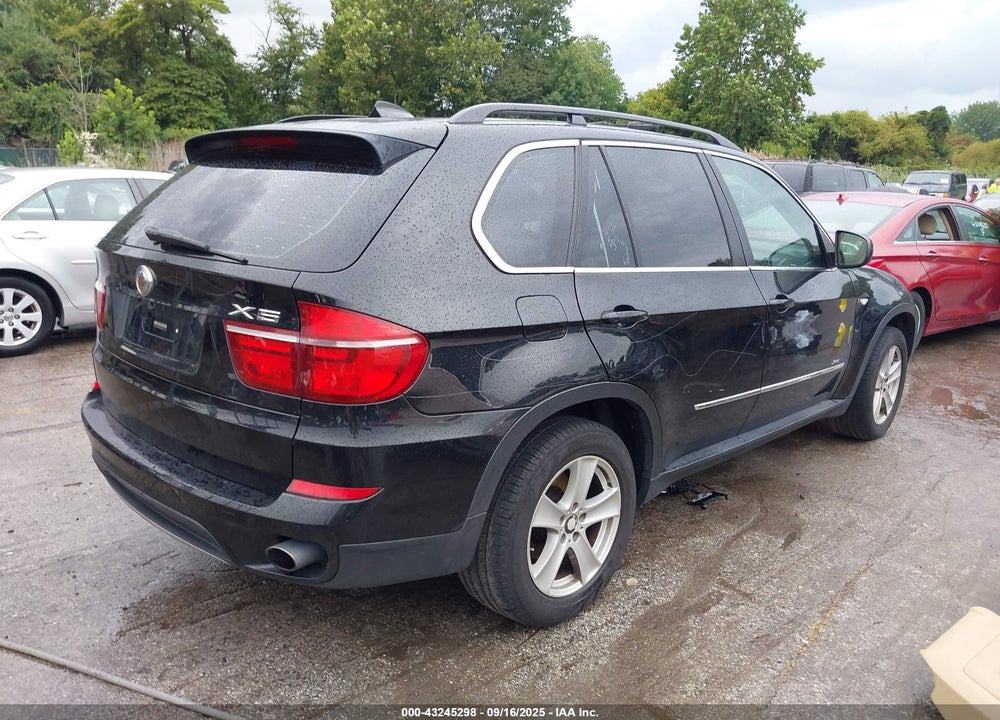 2011 BMW X5 XDRIVE35I/XDRIVE35I PREMIUM/XDRIVE35I SPORT ACTIVITY VIN: 5UXZV4C56BL411796