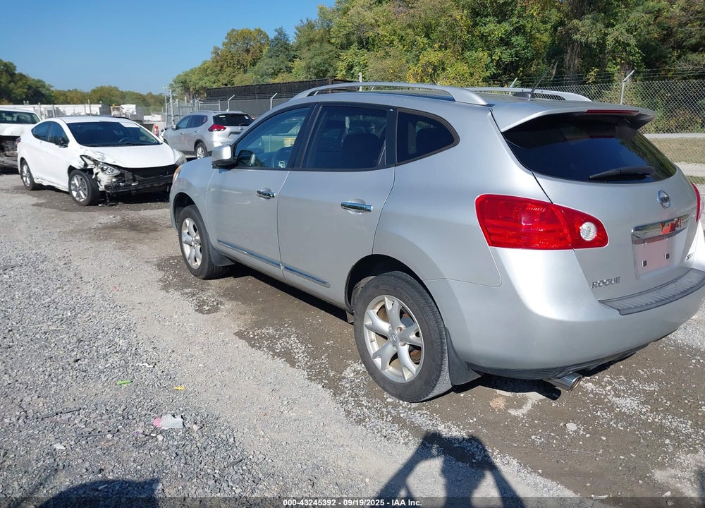 2011 NISSAN ROGUE VIN: JN8AS5MVXBW668829