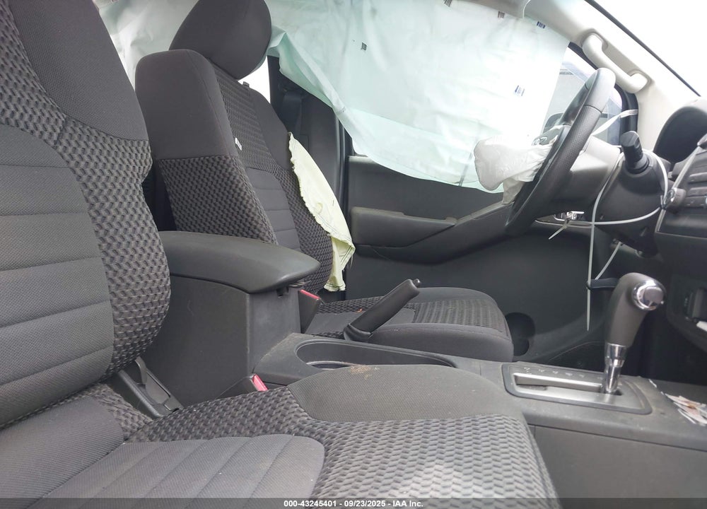 2013 NISSAN FRONTIER VIN: 1N6AD0CU6DN717449