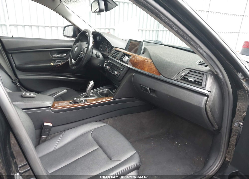 2015 BMW 3 SERIES VIN: WBA3B5C56FF959806
