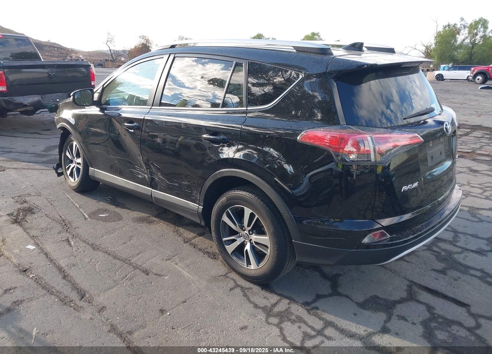 2016 TOYOTA RAV4 XLE VIN: 2T3WFREV0GW256078