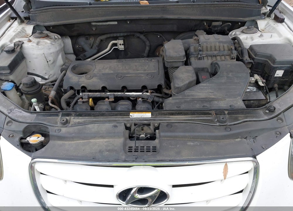 2011 HYUNDAI SANTA FE VIN: 5XYZGDAB3BG016863