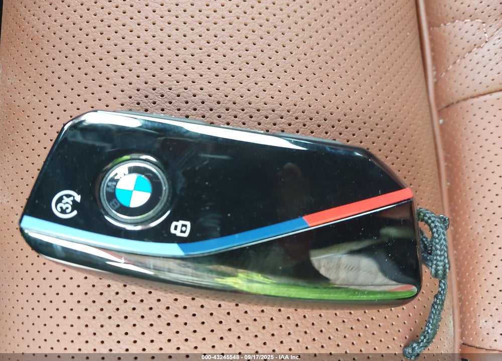 2026 BMW X7 M60I VIN: 5UX33EM05T9102226