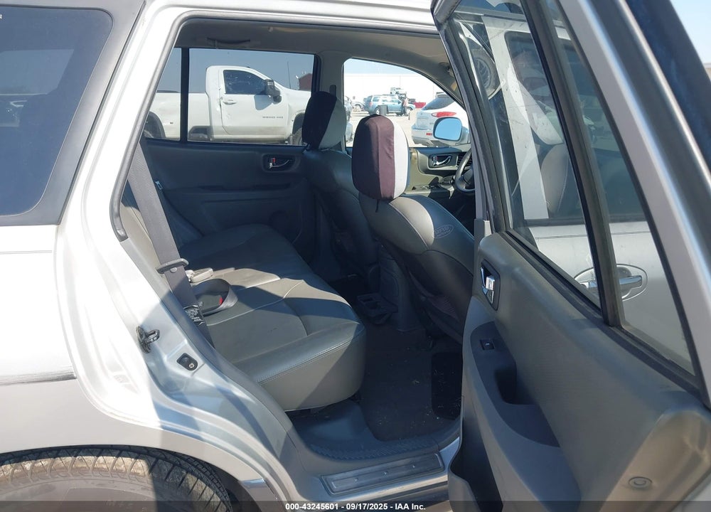 2004 HYUNDAI SANTA FE GLS/LX VIN: KM8SC73E14U664785