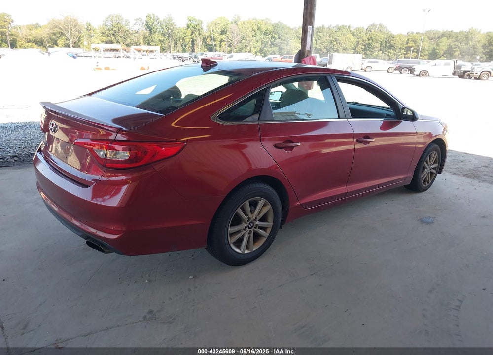 2015 HYUNDAI SONATA VIN: 5NPE24AF6FH153830