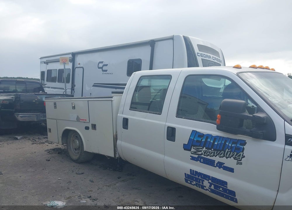 2015 FORD F-250 VIN: 1FT7W2B69FEC71595