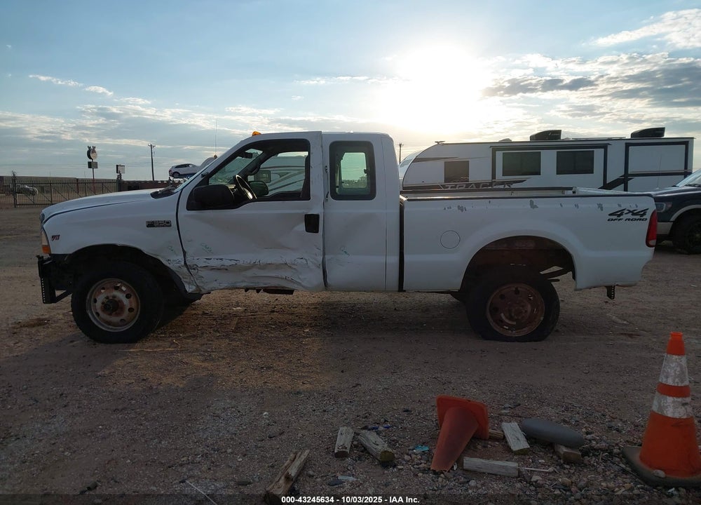 2001 FORD F-350 LARIAT/XL/XLT VIN: 1FTSX31L71EB32093