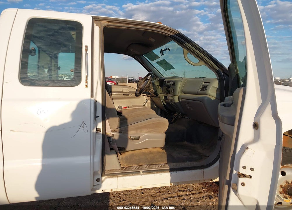 2001 FORD F-350 LARIAT/XL/XLT VIN: 1FTSX31L71EB32093