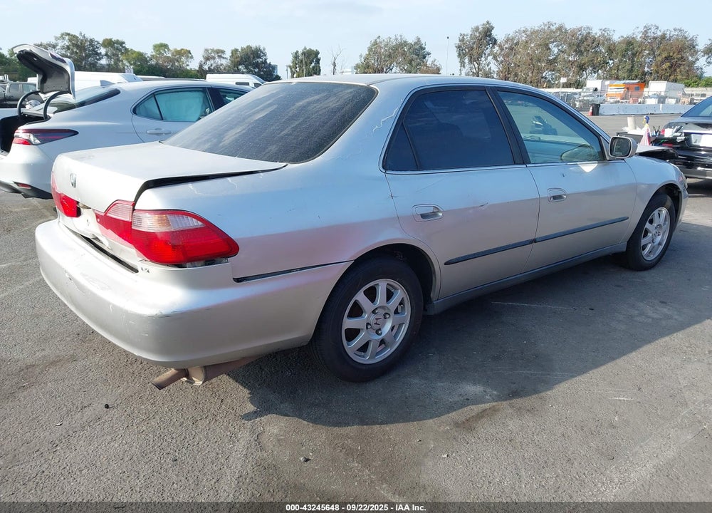 1999 HONDA ACCORD LX VIN: JHMCG6659XC023802