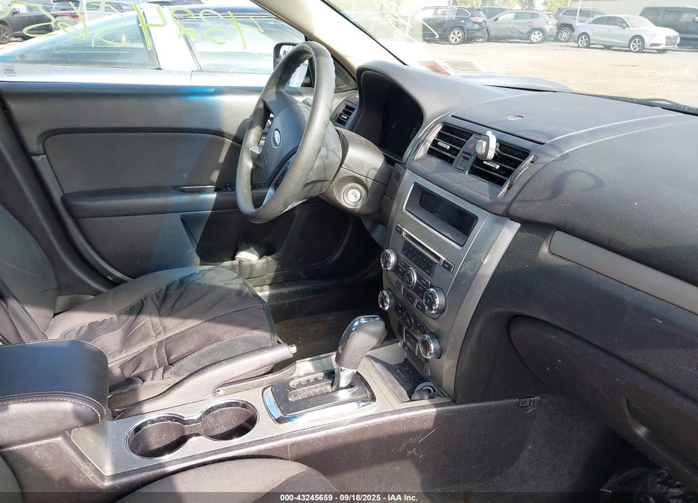 2011 FORD FUSION VIN: 3FAHP0HA1BR317001