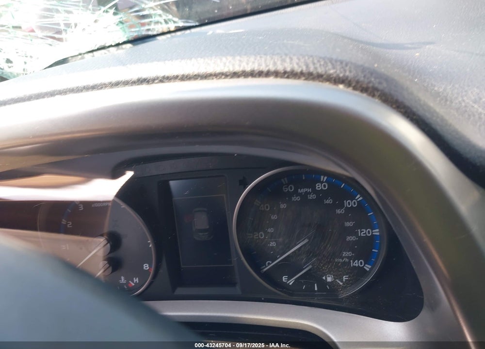 2018 TOYOTA RAV4 XLE VIN: 2T3WFREV0JW499249