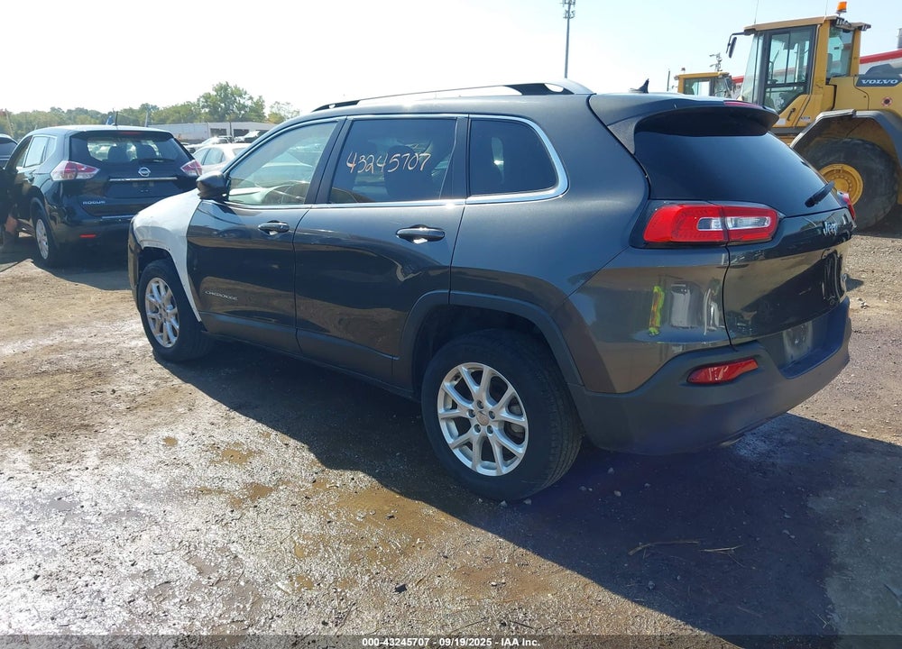 2015 JEEP CHEROKEE VIN: 1C4PJLCB1FW508011