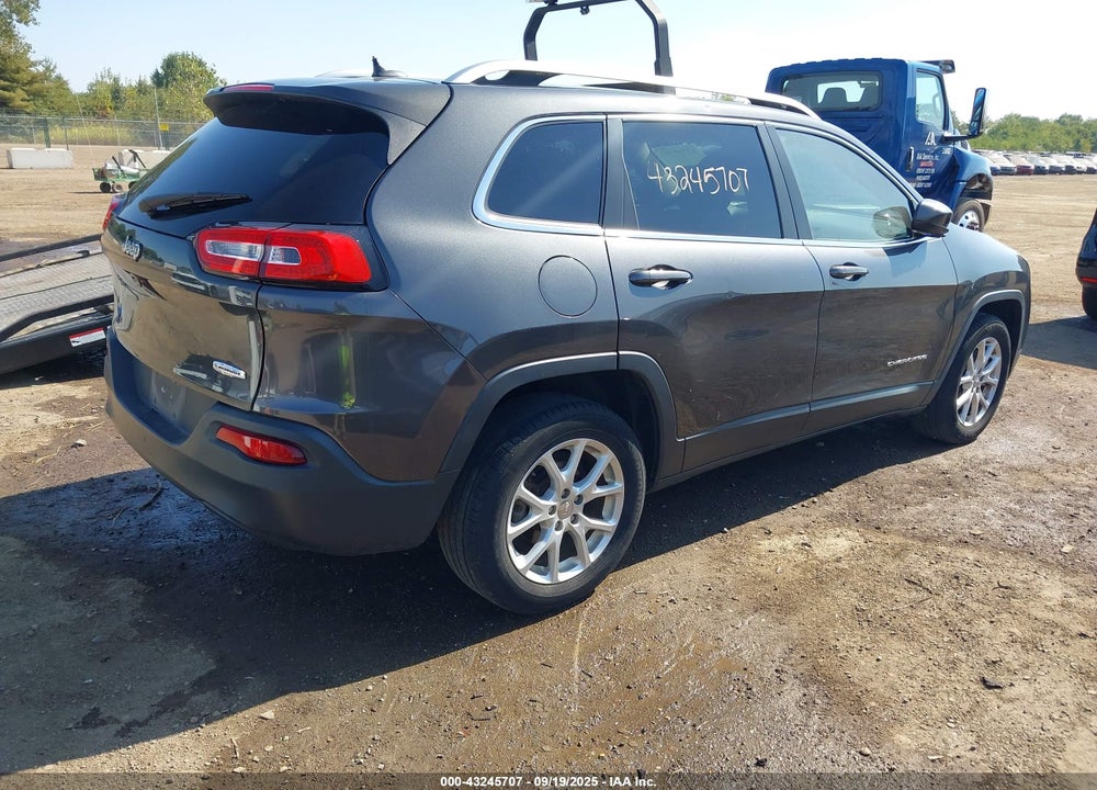 2015 JEEP CHEROKEE VIN: 1C4PJLCB1FW508011