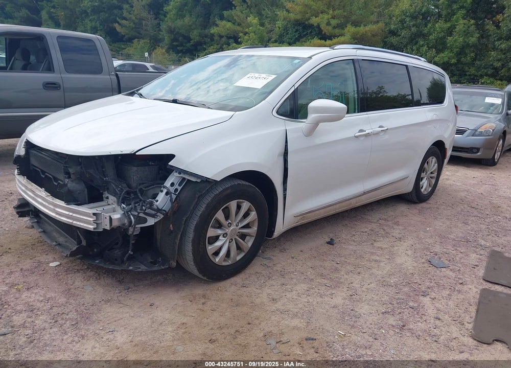 2018 CHRYSLER PACIFICA VIN: 2C4RC1BGXJR142538