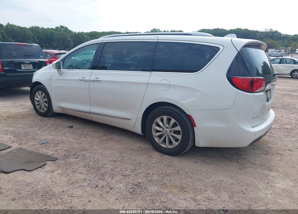2018 CHRYSLER PACIFICA VIN: 2C4RC1BGXJR142538