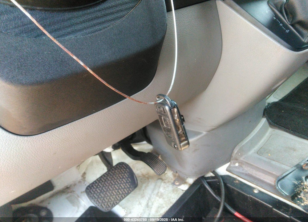 2010 UNDEFINED --- VIN: WDYPE8CCXA5448145