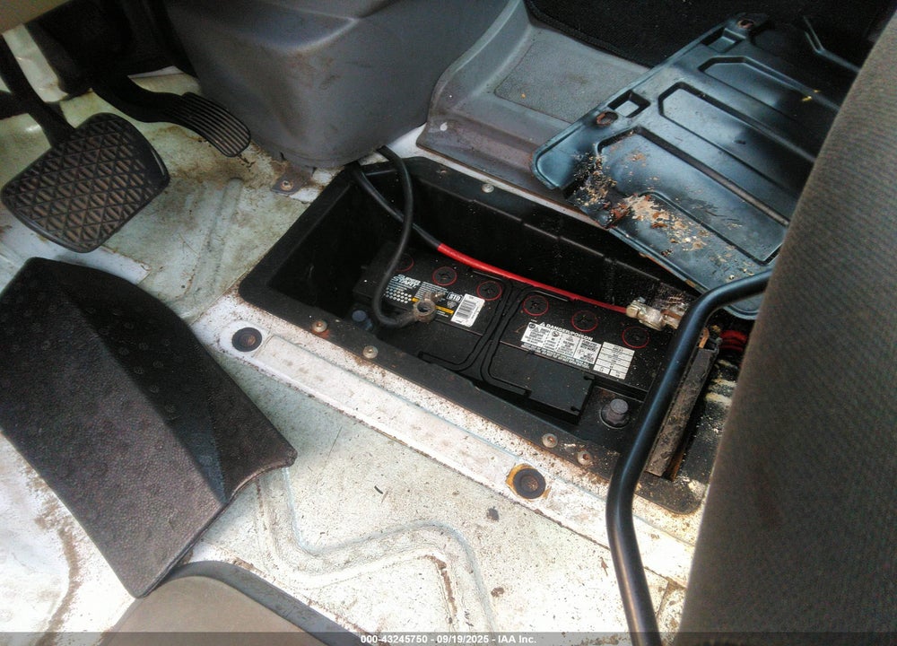 2010 UNDEFINED --- VIN: WDYPE8CCXA5448145