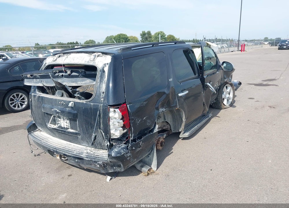 2007 CHEVROLET TAHOE LTZ VIN: 1GNFK13057J135850