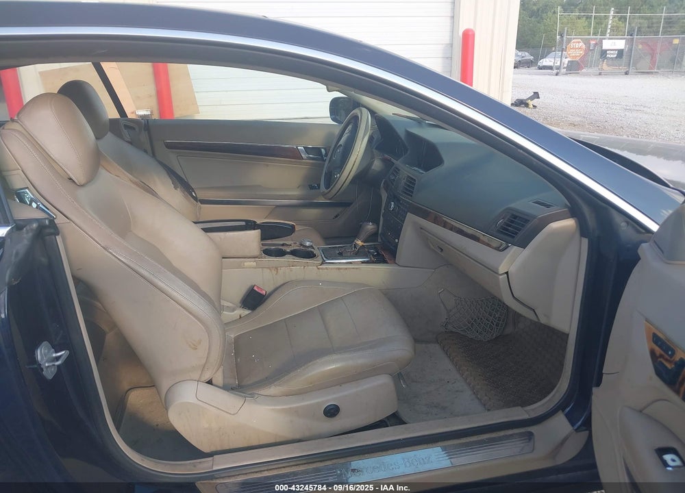 2010 MERCEDES-BENZ E-CLASS VIN: WDDKJ5GB7AF003055