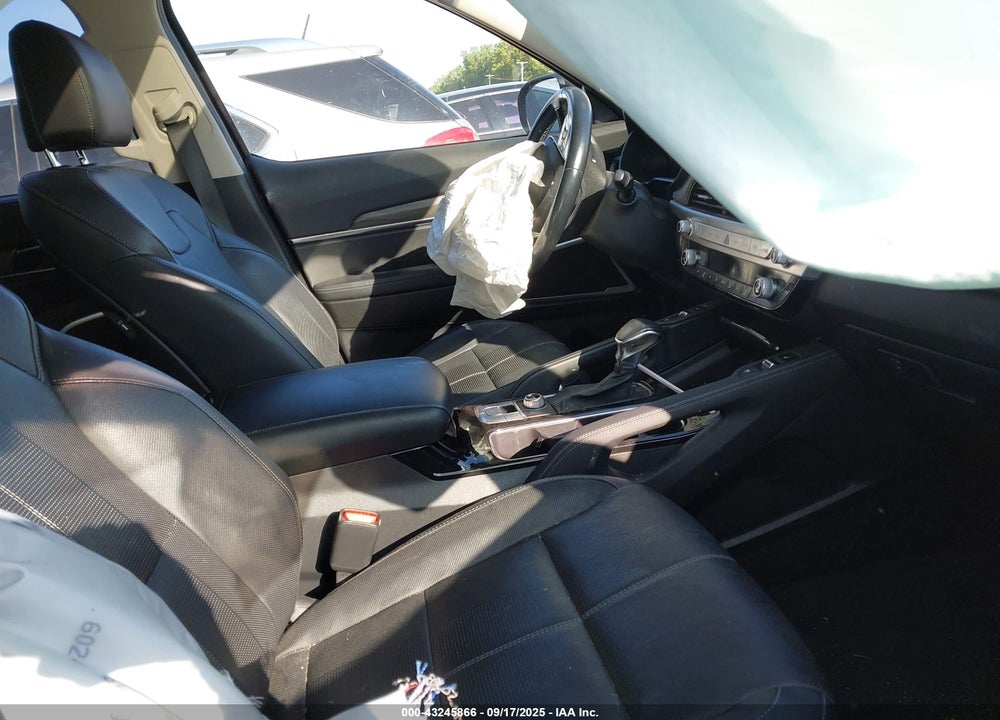 2021 KIA TELLURIDE EX VIN: 5XYP3DHC4MG129550