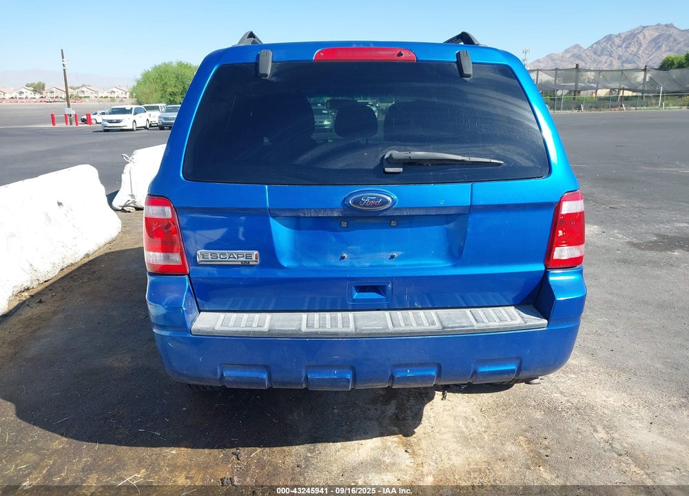 2011 FORD ESCAPE VIN: 1FMCU0D70BKA27890