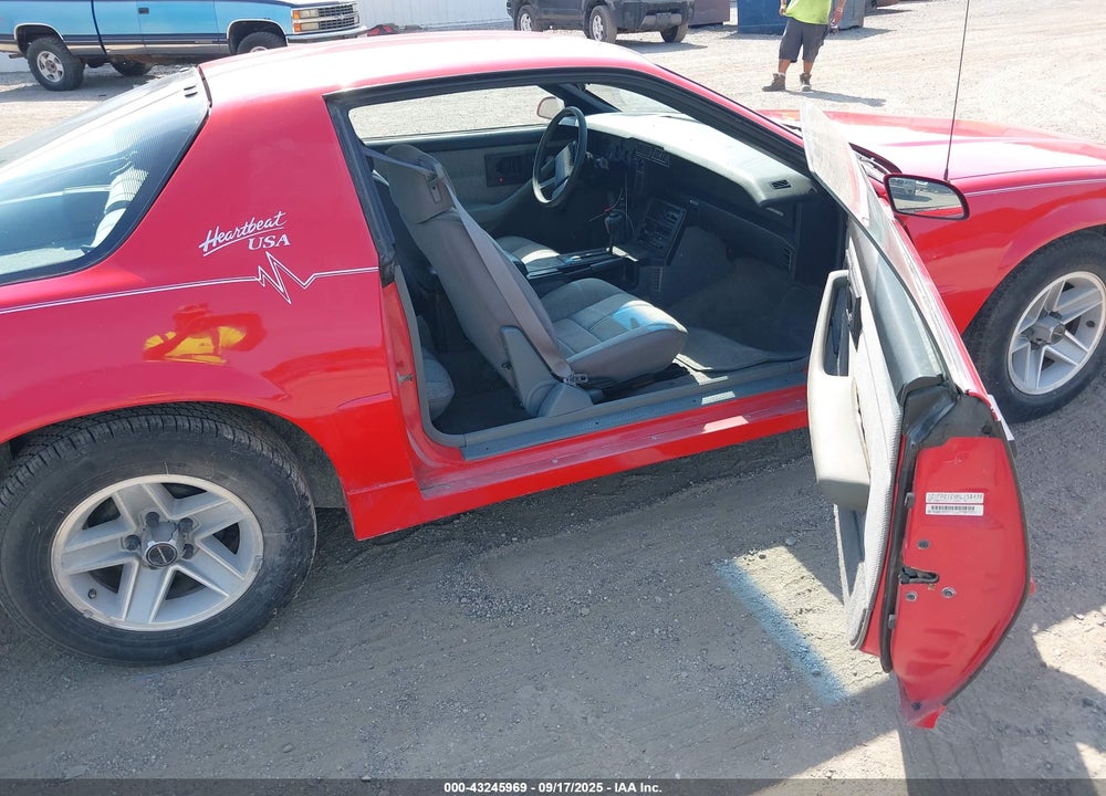 1989 CHEVROLET CAMARO VIN: 1G1FP21EXKL138456