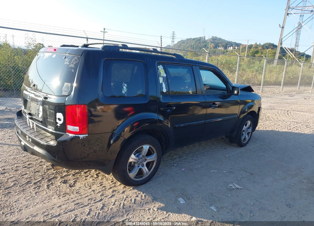2012 HONDA PILOT VIN: 5FNYF4H67CB033374