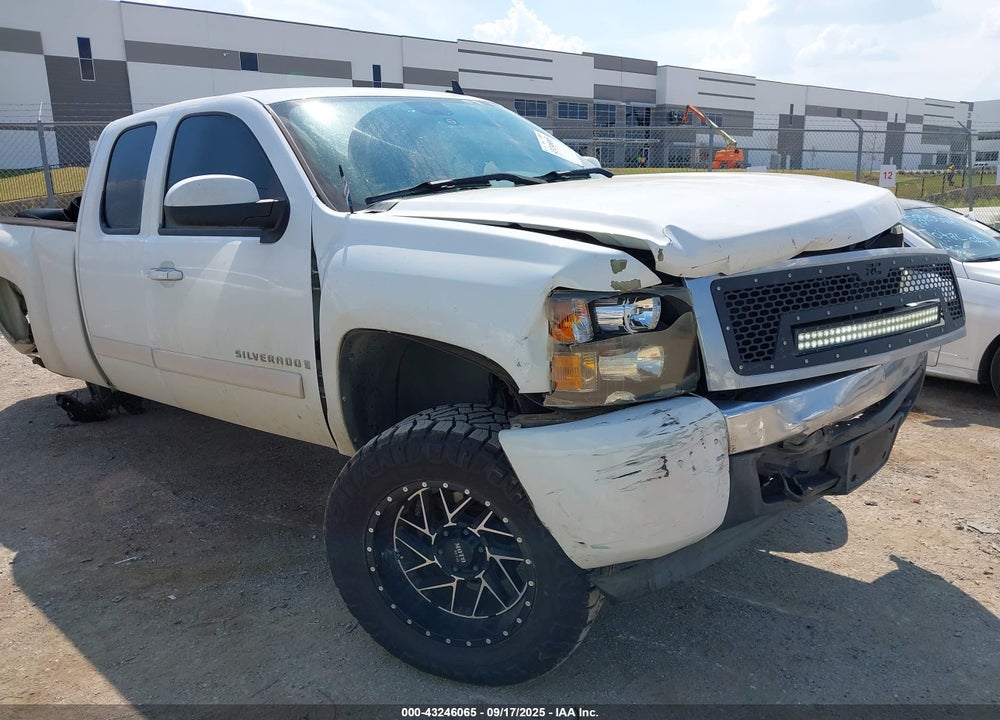 2008 CHEVROLET SILVERADO C1500 VIN: 1GCEC19J48Z227908