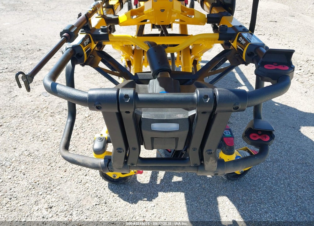 2021 STRYKER AMBULANCE STRETCHER VIN: 2101020700068