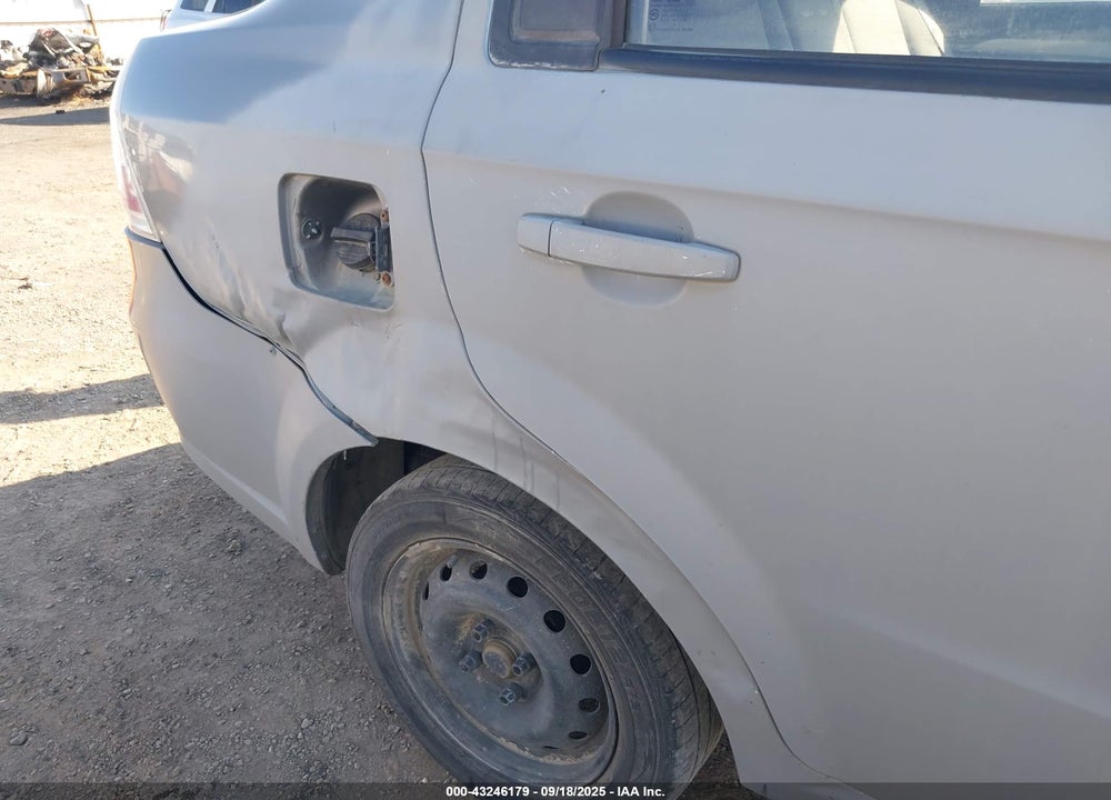 2007 CHEVROLET AVEO LS VIN: KL1TD56637B092964
