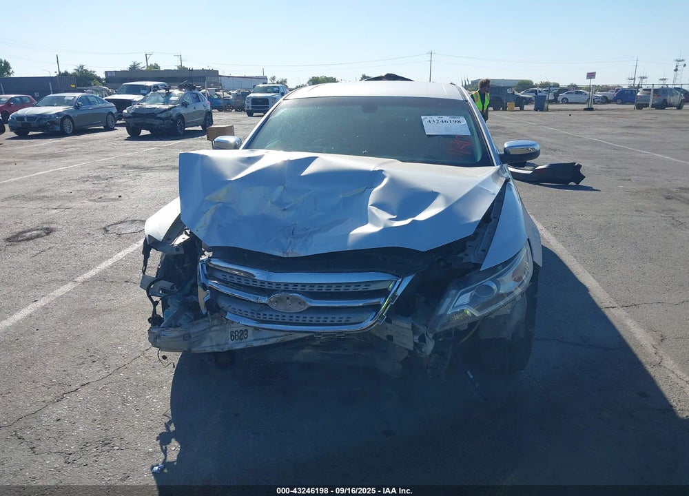 2010 FORD TAURUS LIMITED VIN: 1FAHP2FW9AG139497