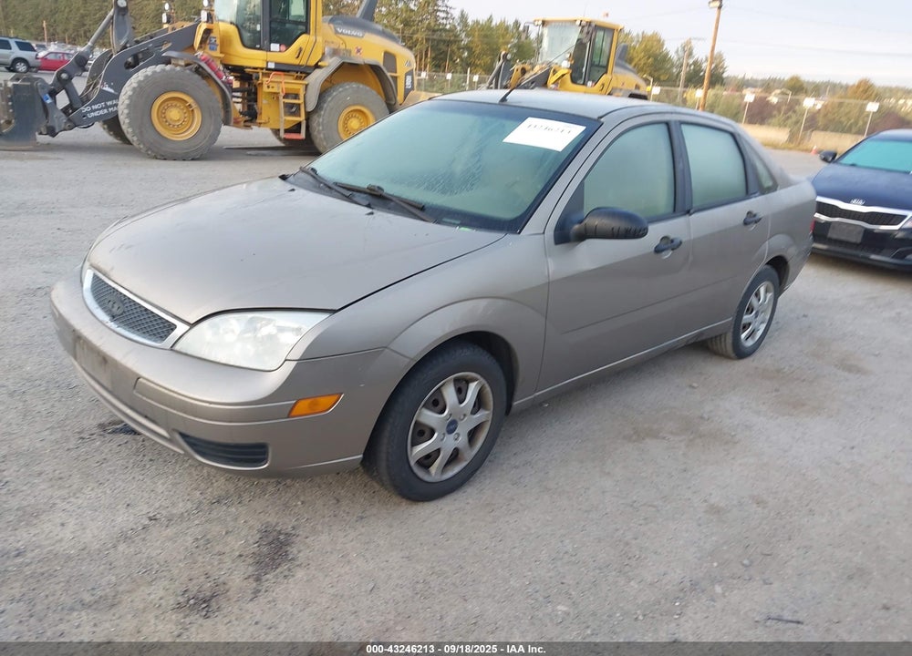 2005 FORD FOCUS ZX4 VIN: 1FAFP34N25W155429