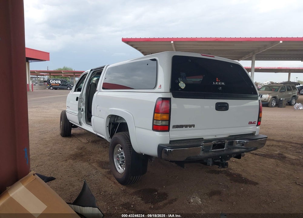 2007 GMC SIERRA 2500HD CLASSIC SLT VIN: 1GTHK23D17F155199