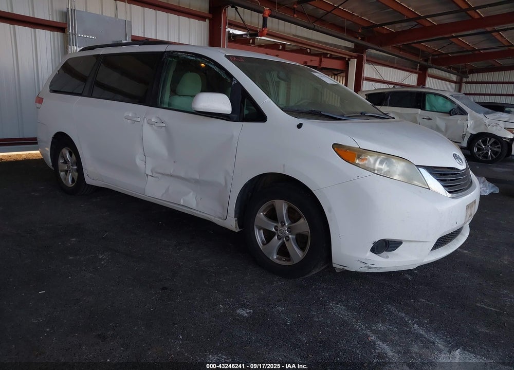 2011 TOYOTA SIENNA LE V6 VIN: 5TDKK3DCXBS067004