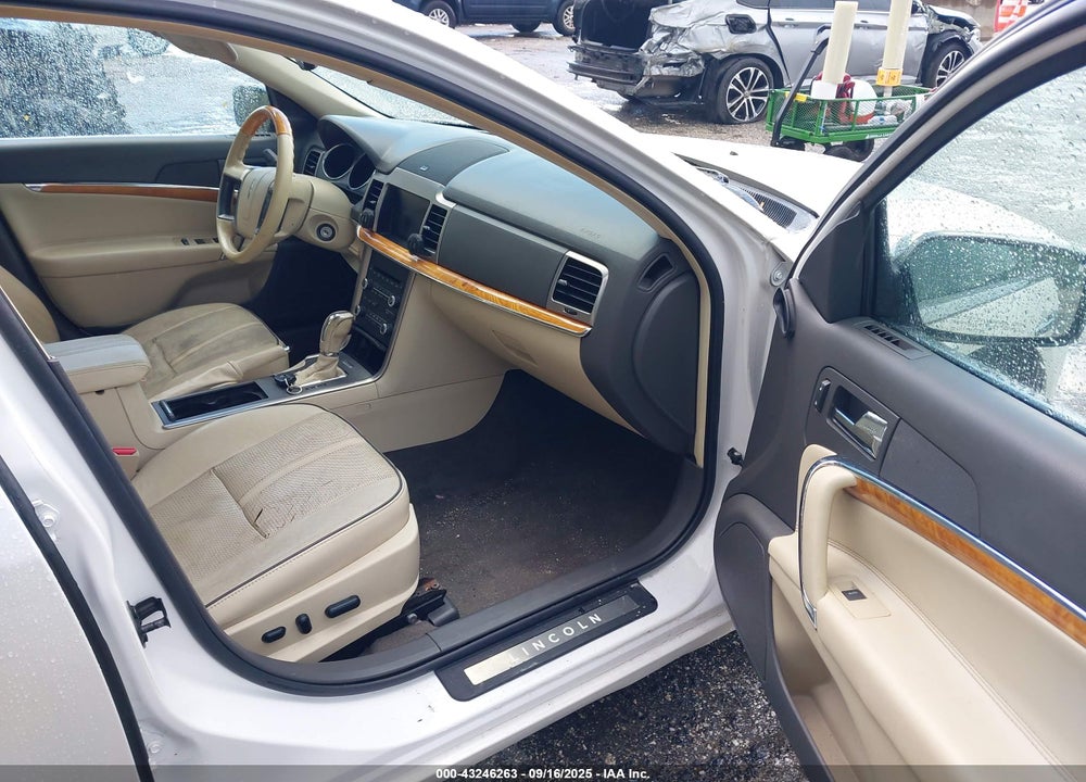2011 LINCOLN MKZ VIN: 3LNHL2JC7BR751058