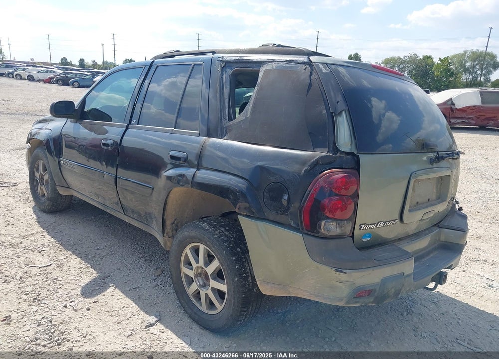 2004 CHEVROLET TRAILBLAZER LT VIN: 1GNDT13S242224979