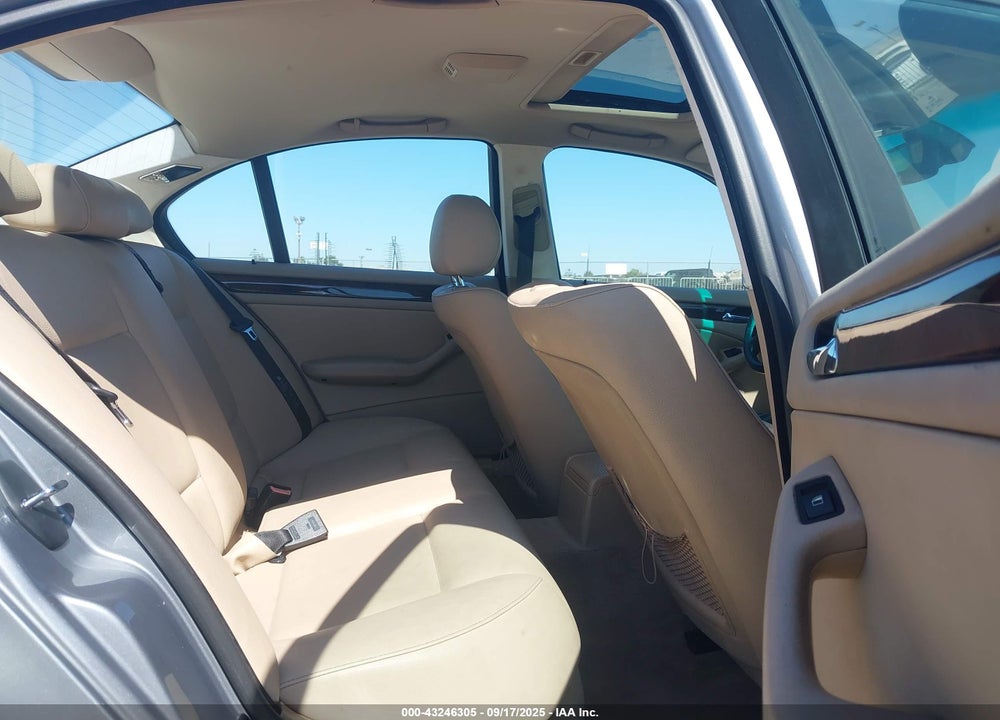 2004 BMW 325I VIN: WBAAZ33474KP90172