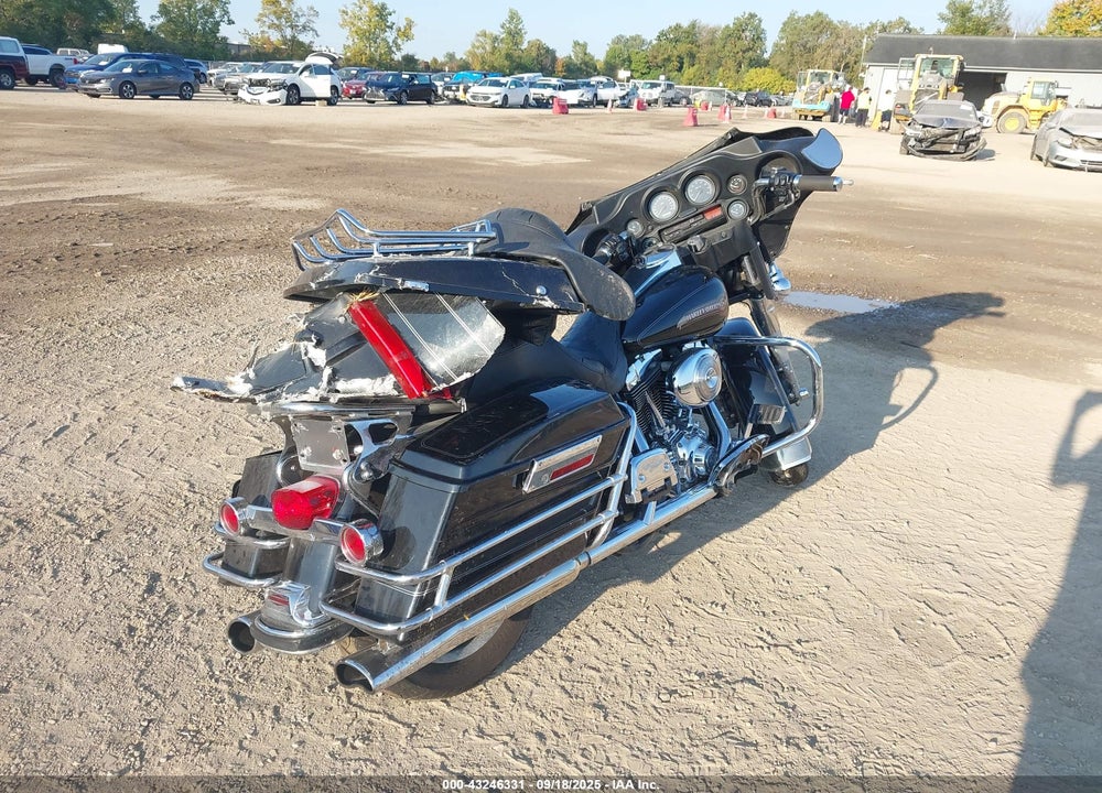 2005 HARLEY-DAVIDSON FLHTCI VIN: 1HD1FFW115Y641347