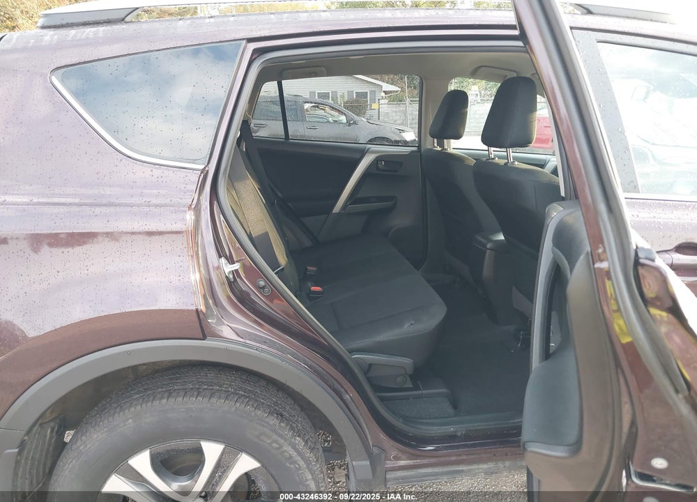 2018 TOYOTA RAV4 LE VIN: 2T3BFREV1JW834369